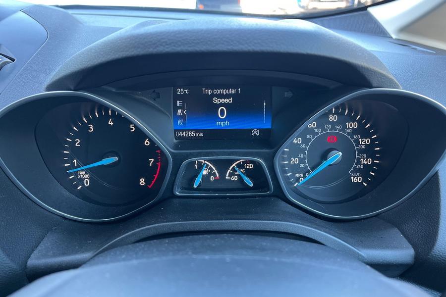 Ford C-MAX Photo autoimg-2457dfbcb7b40daba50fd912ee313b2cdbc96ab6.jpg