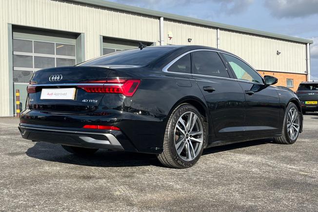 AUDI A6 Saloon Photo 31