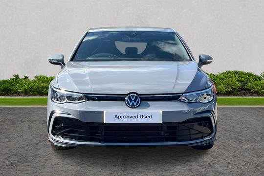 Volkswagen Golf Photo autoimg-245dba4b1faff33d6871b86d7f4791eeae814dd8.jpg