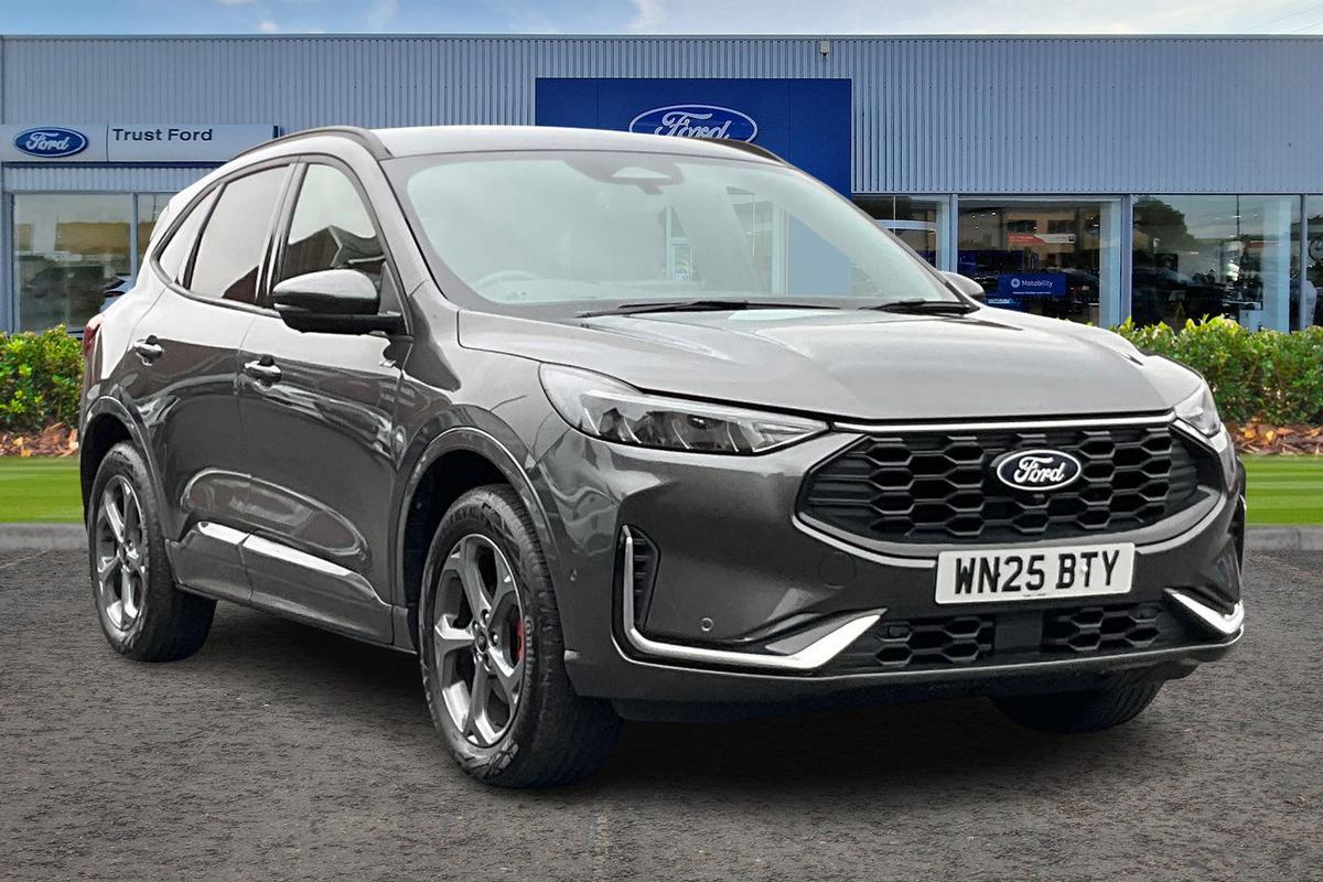 Ford Kuga listing photo