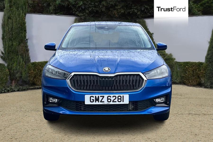 Skoda FABIA Photo autoimg-245ef8b60e71fc4ff6be5df4853371de6bf847a6.jpg