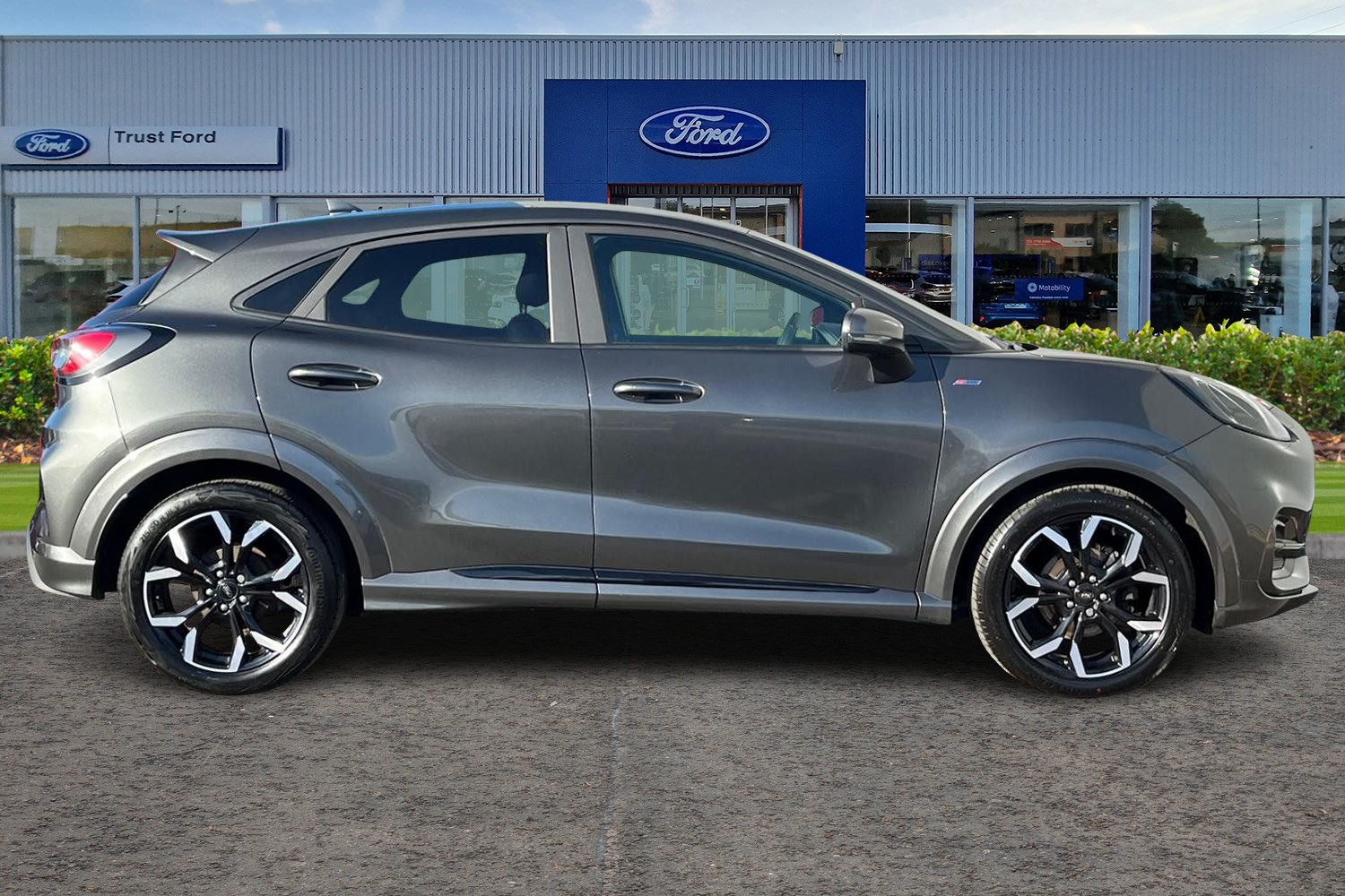 Ford PUMA Photo 2
