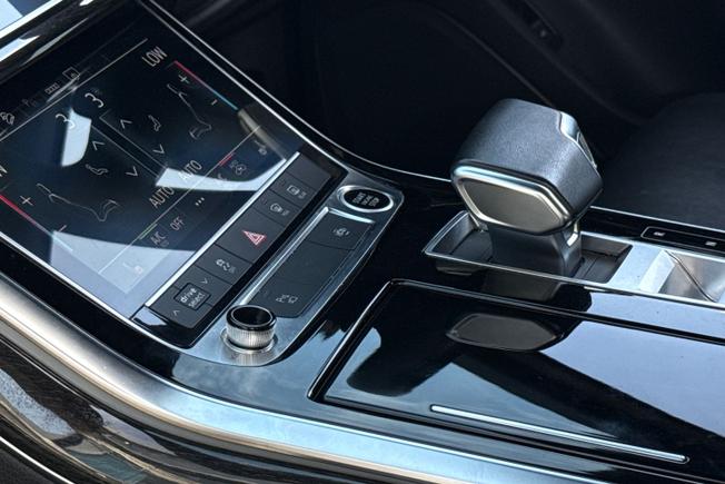 Audi Q7 Photo 43