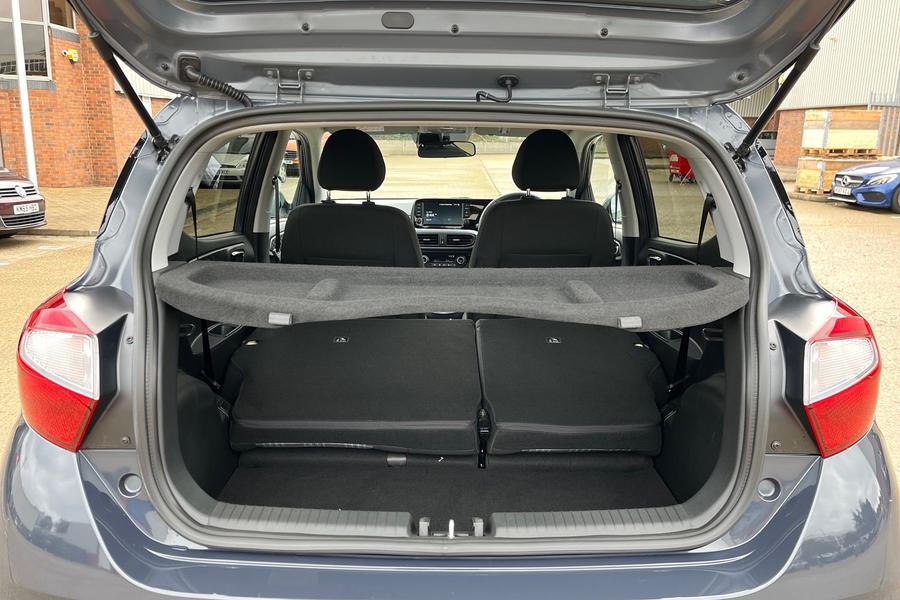 Hyundai i10 Photo autoimg-246c6dda8218caf24bc3c19a8991ea7bf38abaf6.jpg