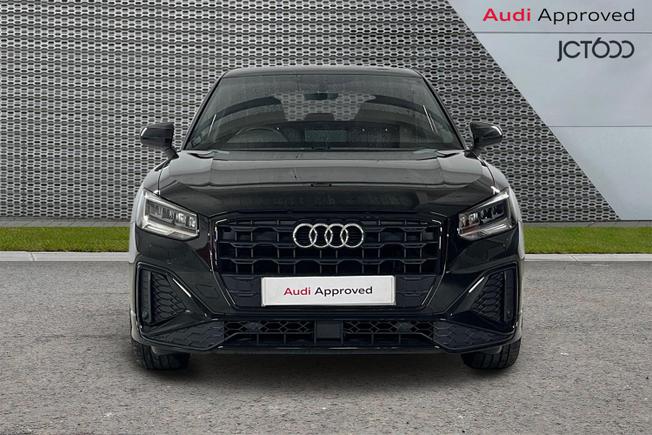 AUDI Q2 Photo 8