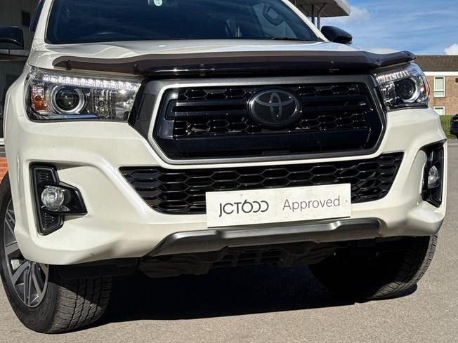 Toyota Hilux Photo 22