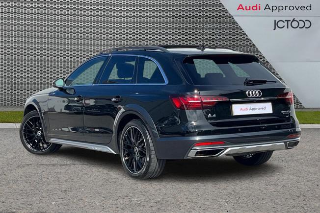 AUDI A4 Allroad Photo 3