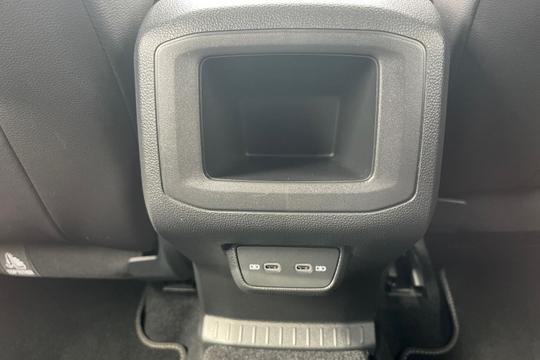 Volkswagen T-cross Photo autoimg-246e4d078181a3b95e85ad8842d9538cb4e59257.jpg