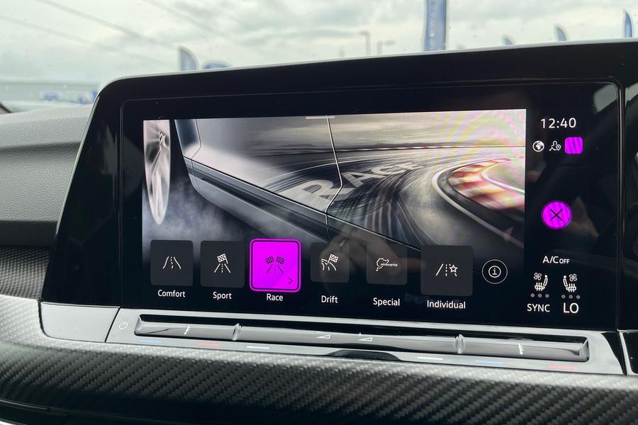 Volkswagen Golf Photo autoimg-246f54797cf7c5d828119690e7370ab28b5ac490.jpg