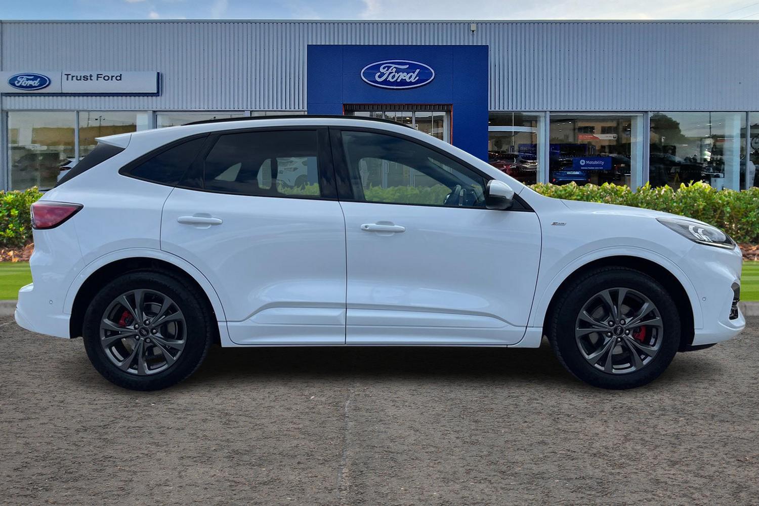 Ford Kuga Photo 2