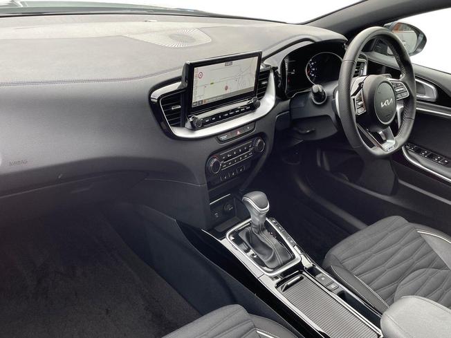KIA Xceed Photo 2