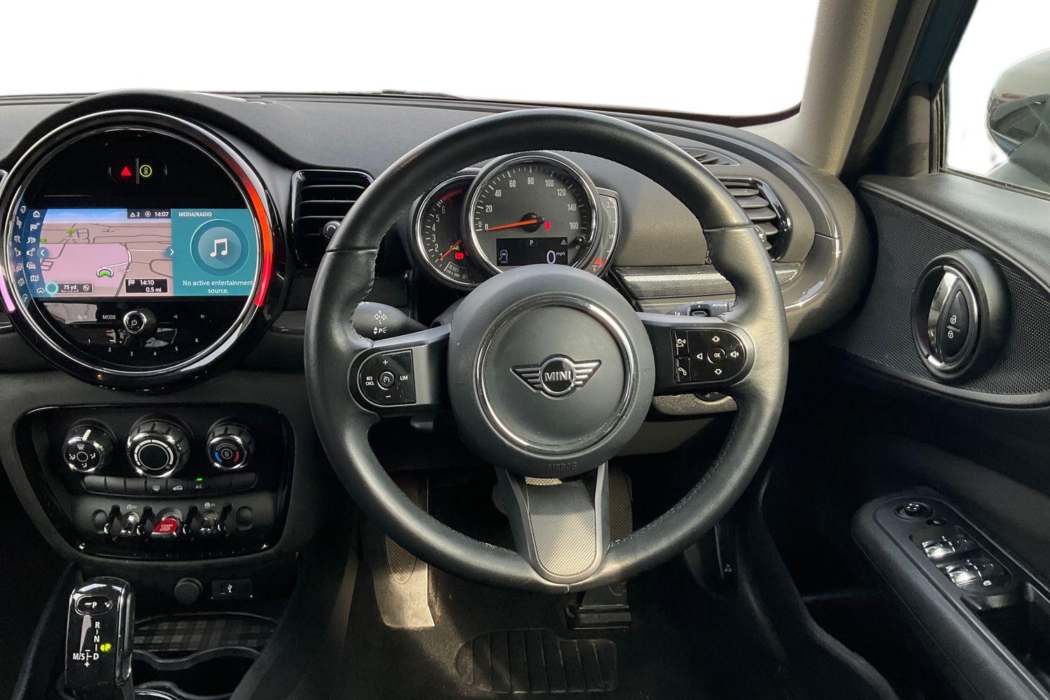 MINI Clubman Photo 10