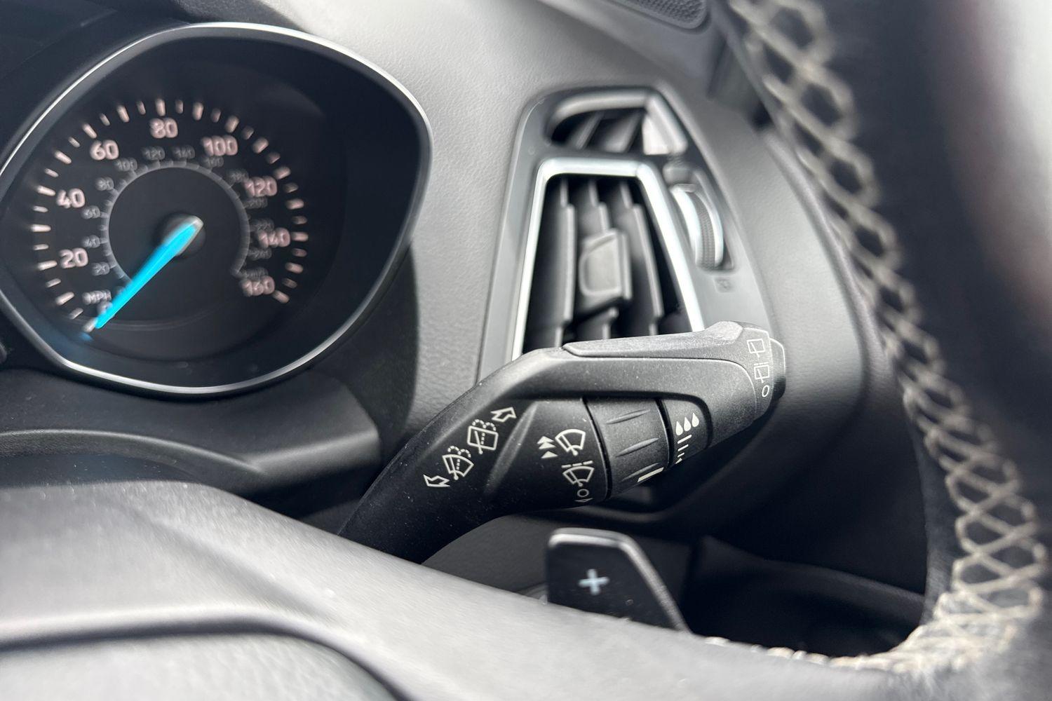 Ford KUGA Photo 14