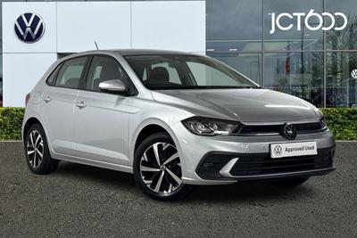 2022 VOLKSWAGEN Polo Life 1.0 80PS 5-speed Manual 5 Door at JCT600
