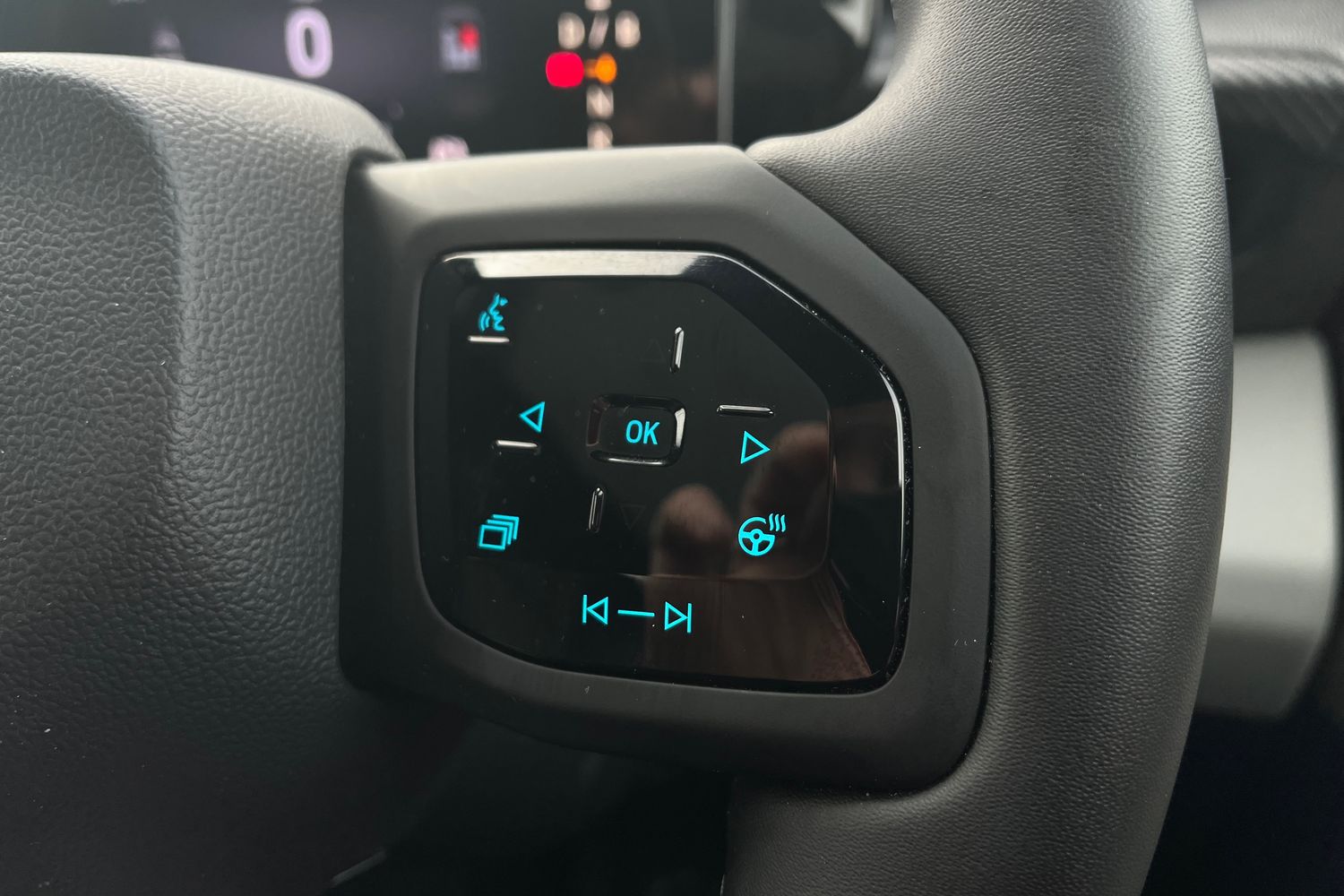 Ford Explorer Photo 32