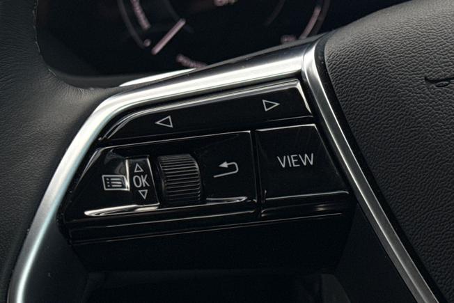 Audi Q8 Photo 16