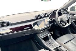 Audi Q3 Photo 2