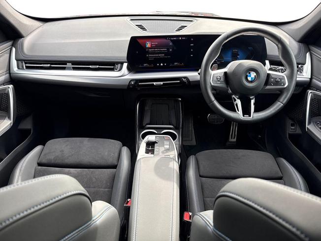 BMW X1 Photo 10
