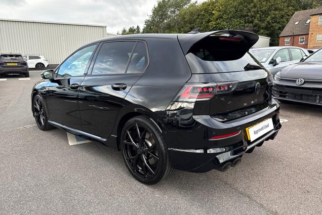 VOLKSWAGEN Golf Photo 23