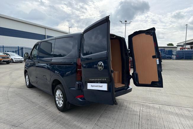 VOLKSWAGEN Transporter Photo 29