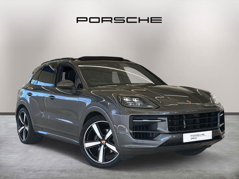 Used 2025 PORSCHE Cayenne 3.0T V6 SUV 5dr Petrol TiptronicS 4WD Euro 6 (s/s) (353 ps) Grey at JCT600