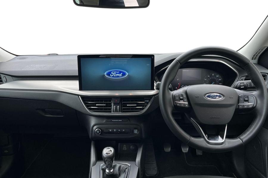 Ford FOCUS Photo autoimg-24a06eaa149826f1054f332d93a1e07008cbca36.jpg