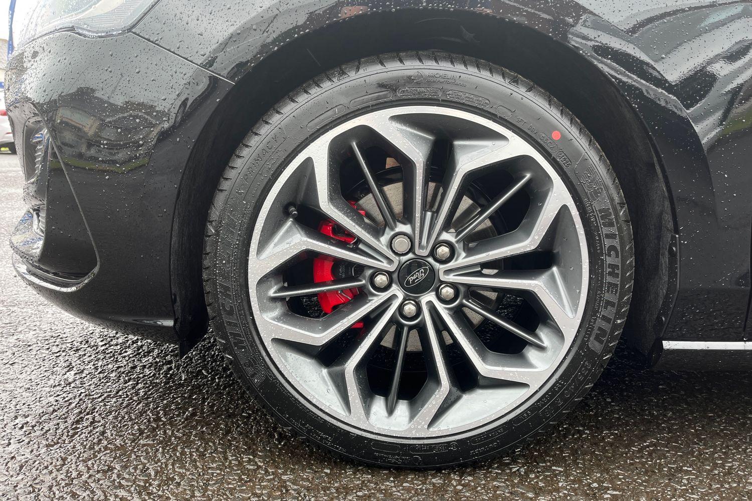 Ford Focus Photo 7