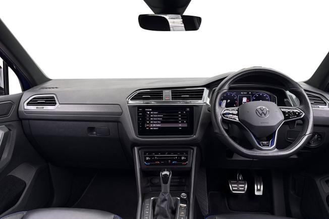 VOLKSWAGEN Tiguan Photo 10