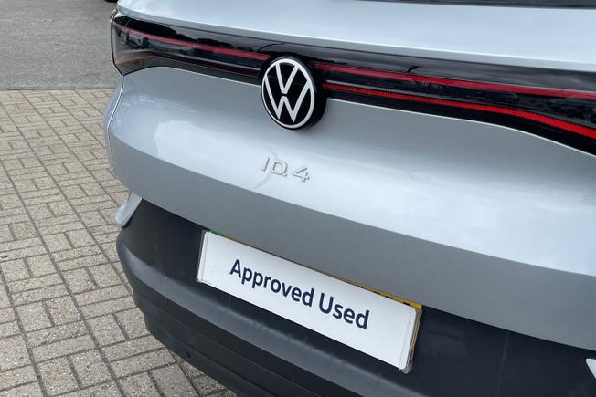 VOLKSWAGEN ID.4 Photo 21