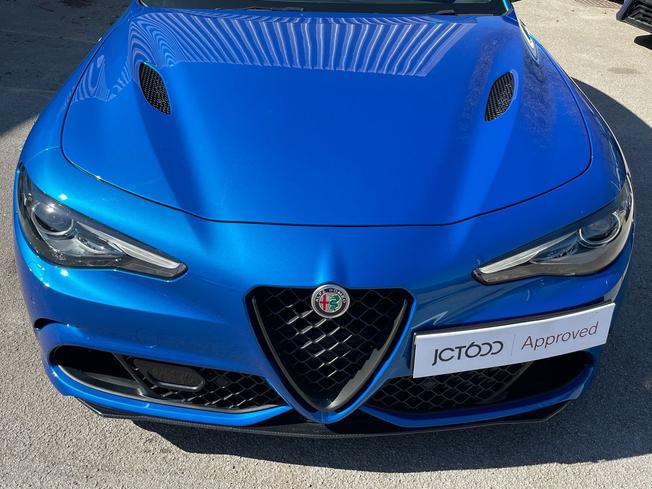 ALFA ROMEO Giulia Photo 21