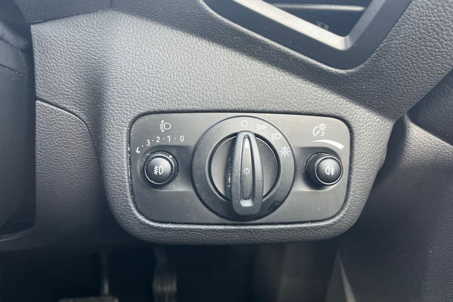 Ford KUGA Photo autoimg-24add2a544a9f36c799aba57317f89ed4b8699c4.jpg