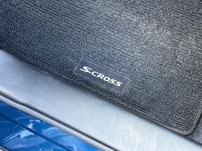 SUZUKI S-Cross Photo 42