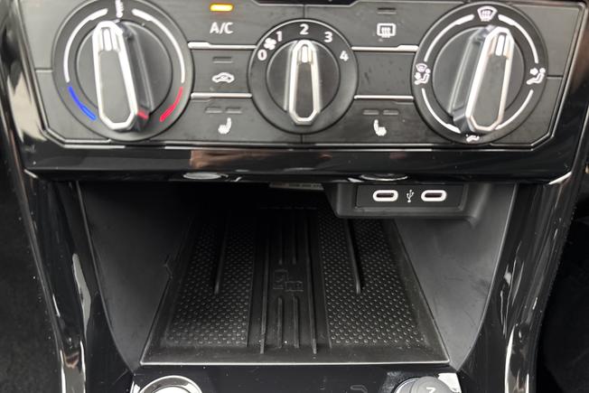 Volkswagen T-Cross Photo 24