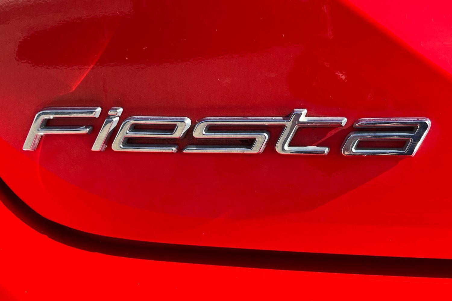 Ford Fiesta Photo 39