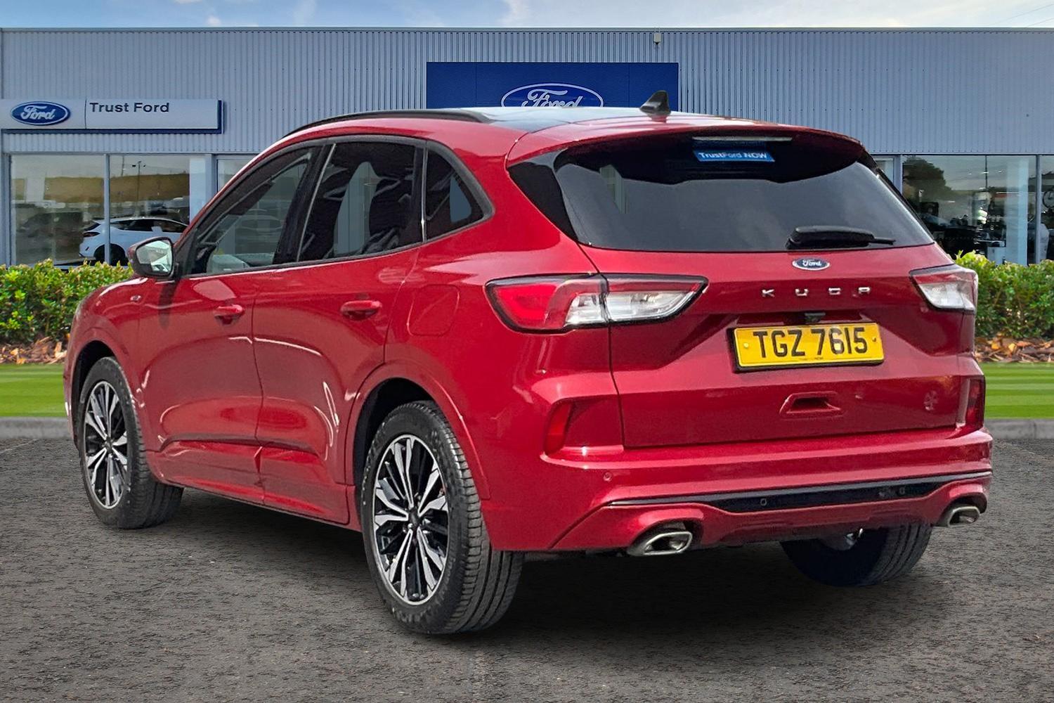 Ford KUGA Photo 1