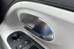 Volkswagen up! Photo 23