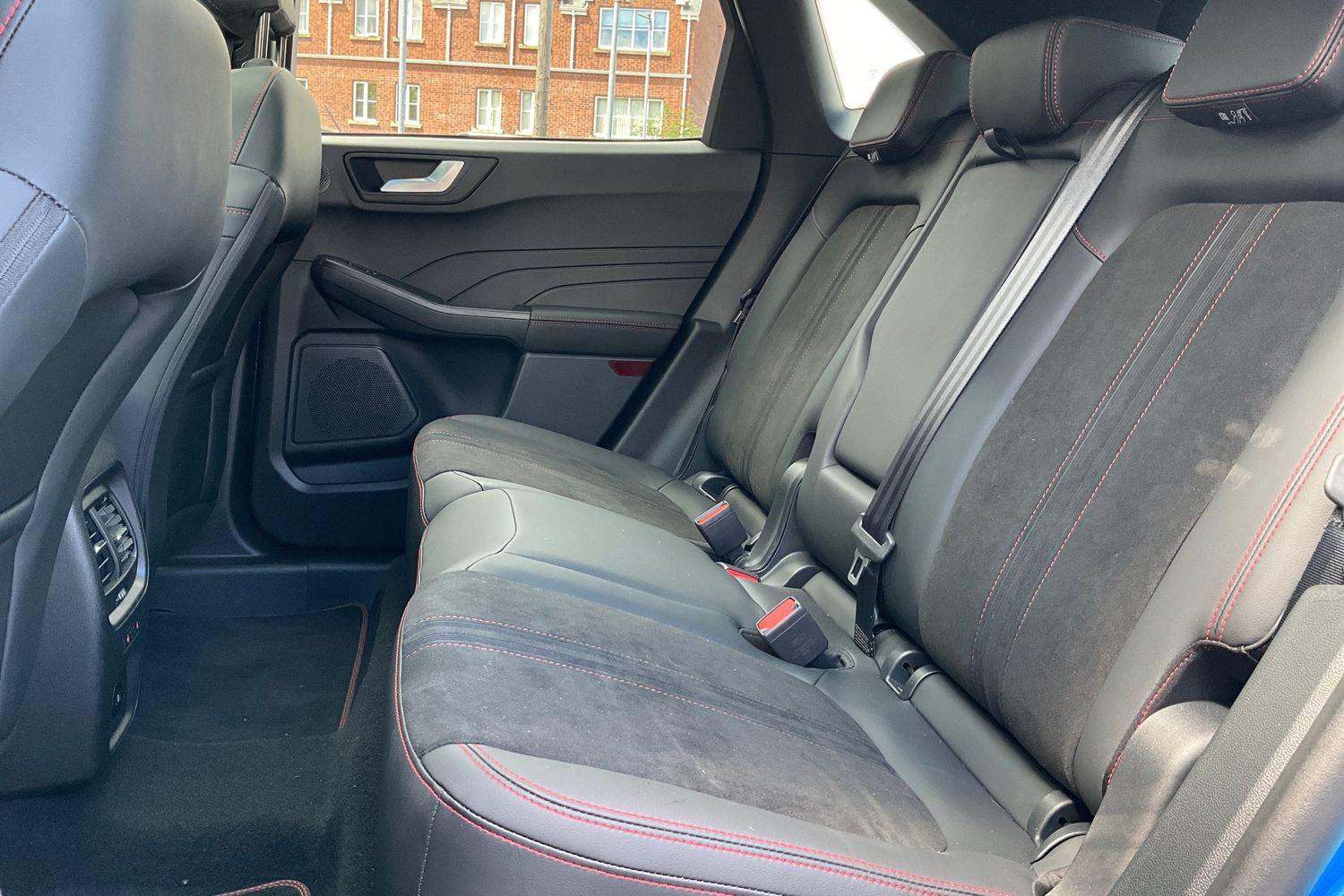 Ford KUGA Photo 19