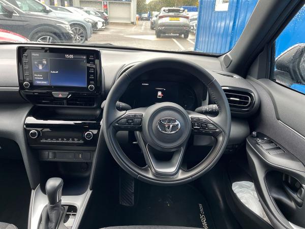 Toyota Yaris Cross Photo autoimg-24c16aac53d5c699381143a2282f48d3aa91e765.jpg