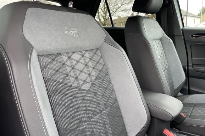 VOLKSWAGEN T-Roc Photo 35