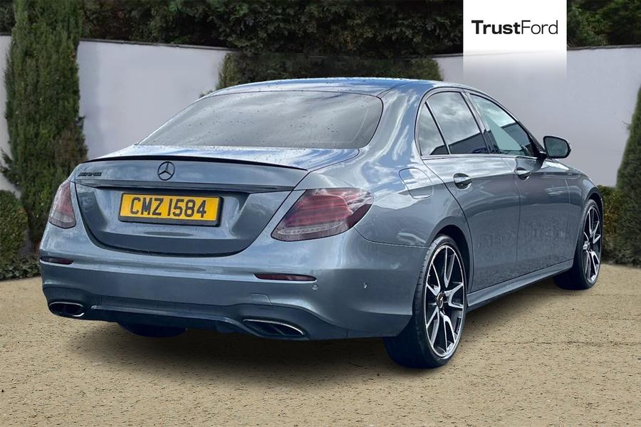 Mercedes-Benz E CLASS Photo autoimg-24c5a699a5b5fc3253288653cafc523f1116f952.jpg
