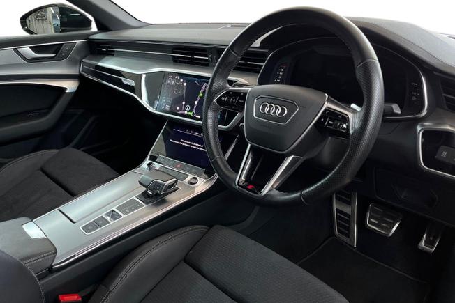 AUDI A6 Saloon Photo 6