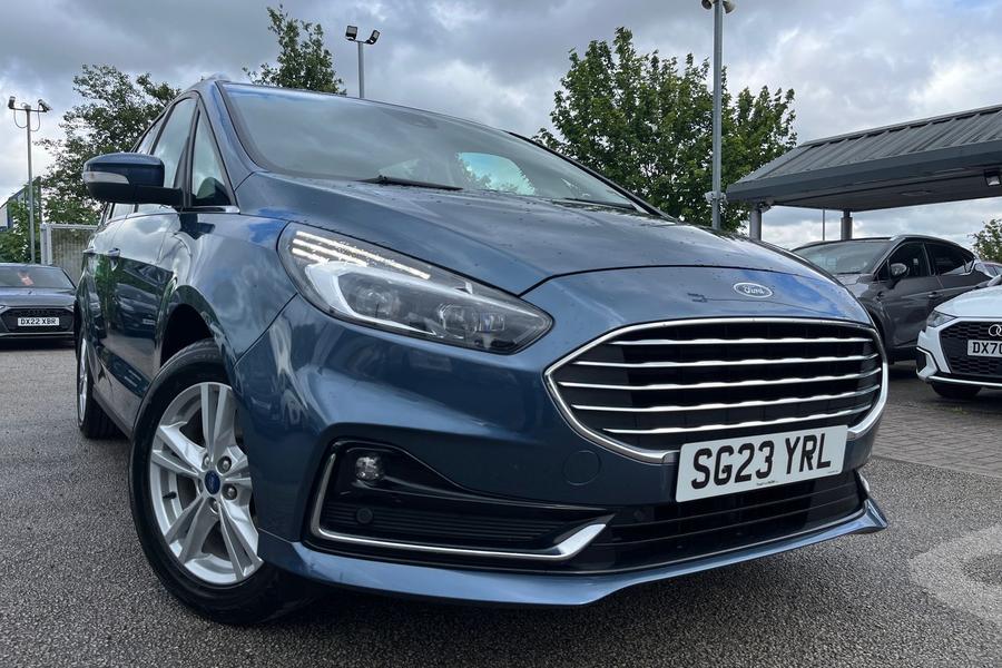 Ford Galaxy Photo autoimg-24c9f63a5c307f866189921077a826b255a1e7df.jpg