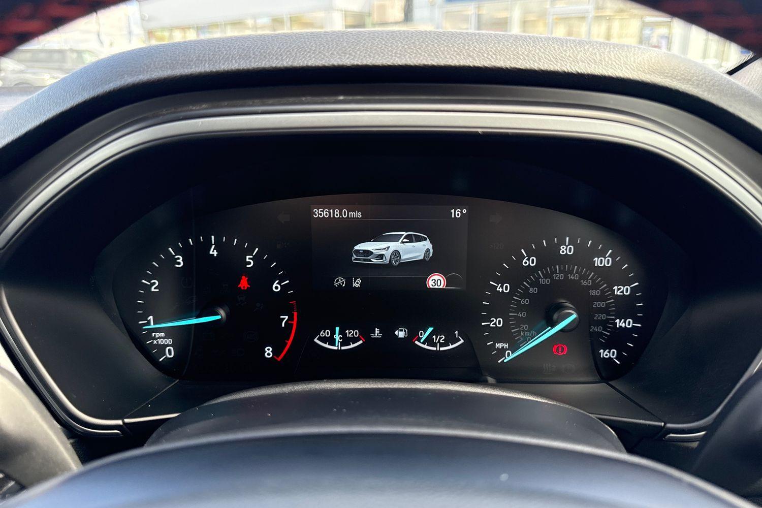Ford FOCUS Photo 12