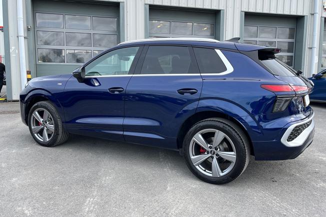 AUDI Q3 Photo 60