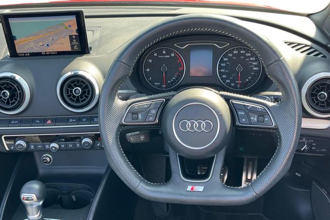 AUDI A3 Cabriolet Photo 11