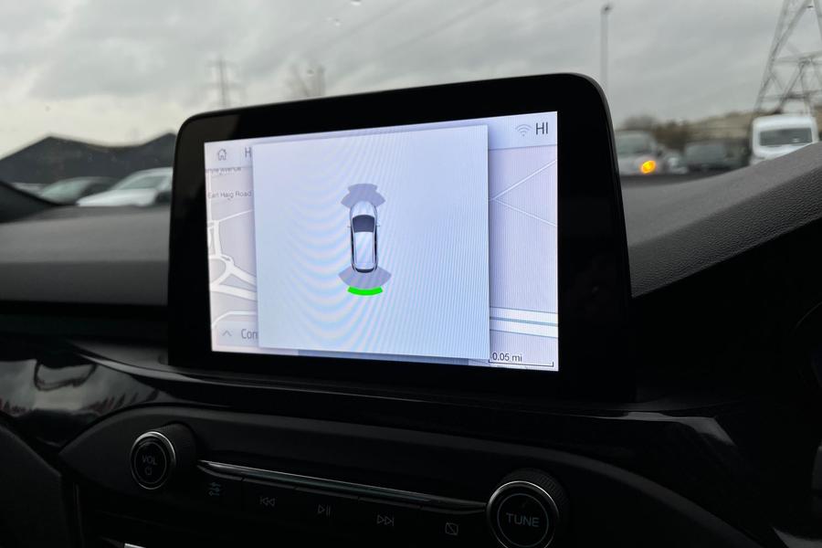 Ford Focus Photo autoimg-24cce84b789045246a7e0e35e1827cc5541415fc.jpg