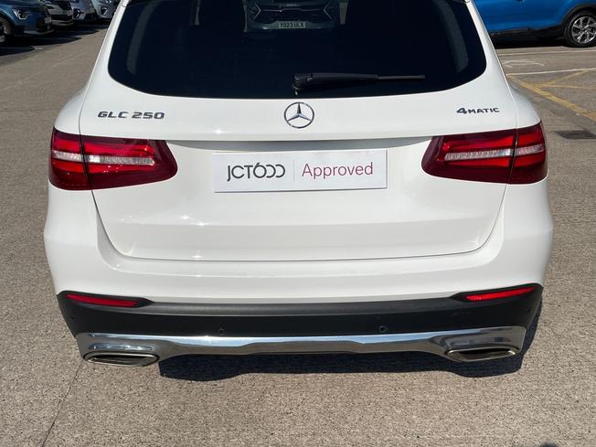 MERCEDES-BENZ Glc Photo 25