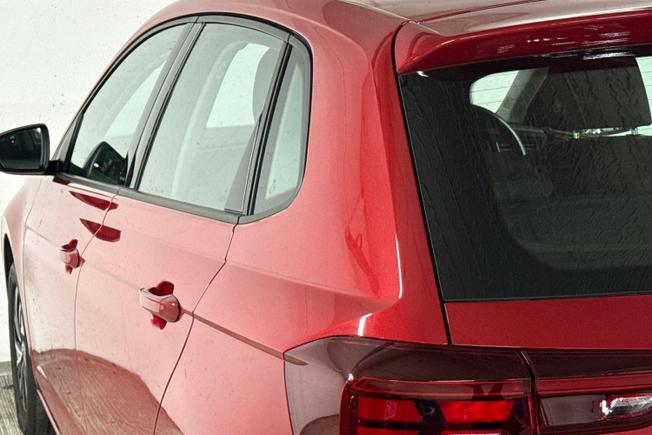 VOLKSWAGEN Polo Photo 26