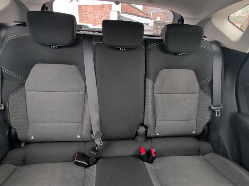 Used Renault Captur ST72AKN 29