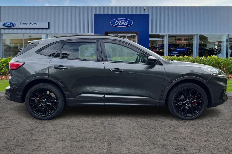 Ford Kuga Photo autoimg-24e0c526188a53c2f066d68fd03eddce2abf4c9c.jpg